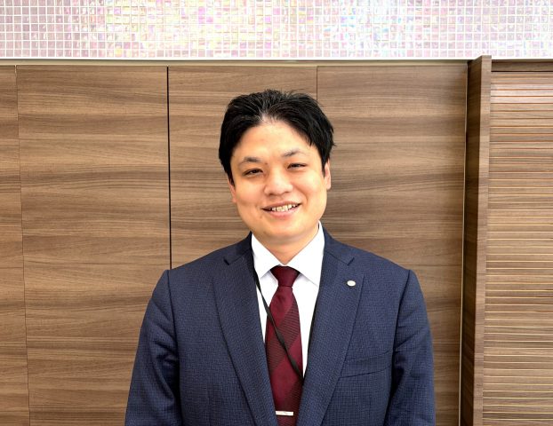 厚木店 / 店長 小島