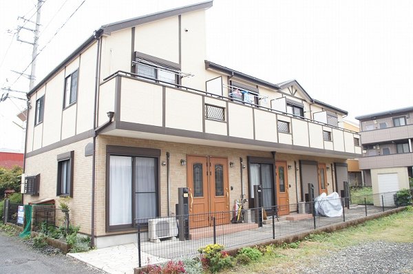 エトワール南台 シンプルモダンな素敵な外観の建物です。