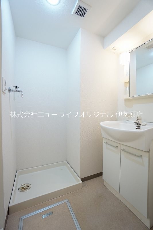 アヴェニール ※同建物他部屋になります。現状優先です。