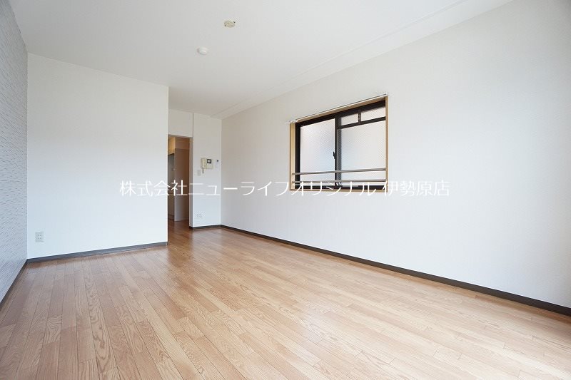 アヴェニール ※同建物他部屋になります。現状優先です。