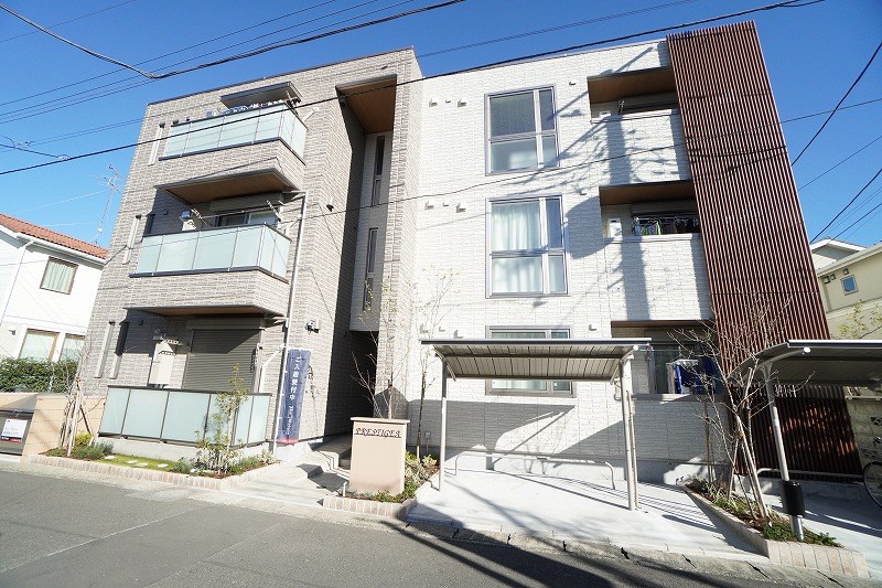 プレステージア 高い耐震性能を備えた積水ハウス施工の賃貸マンションです。