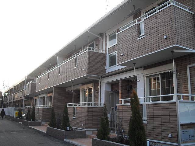 ベルグ若松 閑静な住宅街に佇む、2×4工法の賃貸住宅
