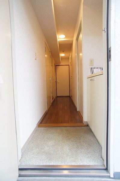クリオ平塚壱番館 玄関