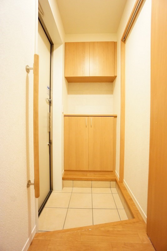 アンビエラ湘南台 玄関