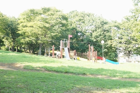 コートシルク 公園