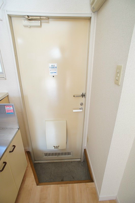メゾン林間 玄関