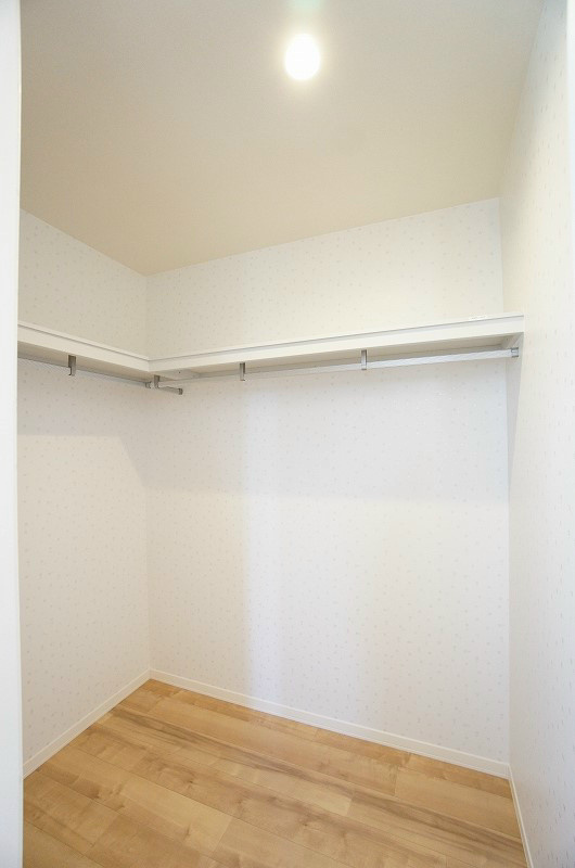 リリーシュ湘南　Ｂ 収納