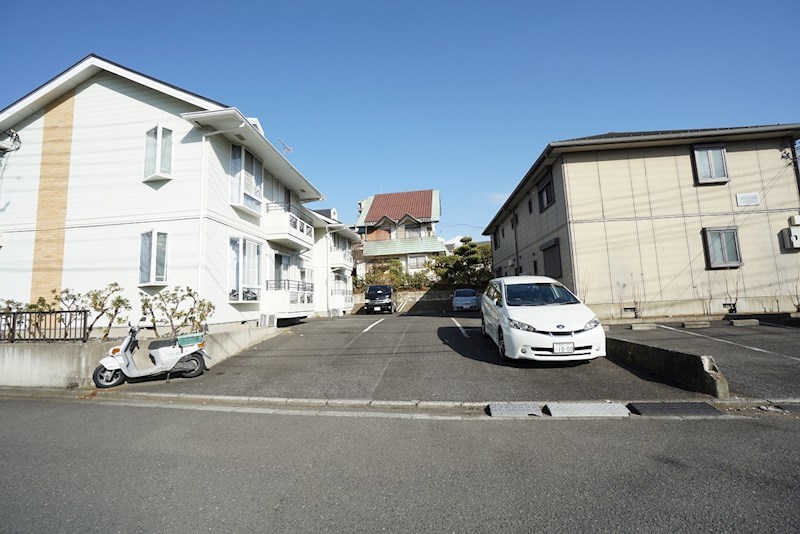 エトワール 駐車場
