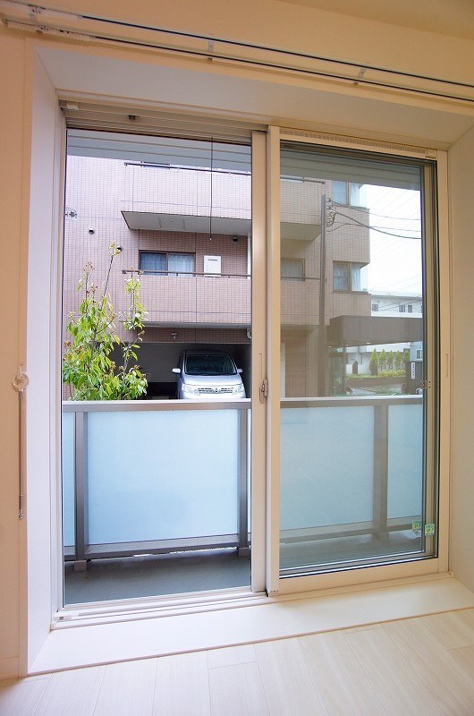 Ｈｅｌｉｏｓ　Ｃｏｕｒｔ ベランダ