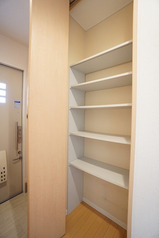 ルミエール湘南台 収納