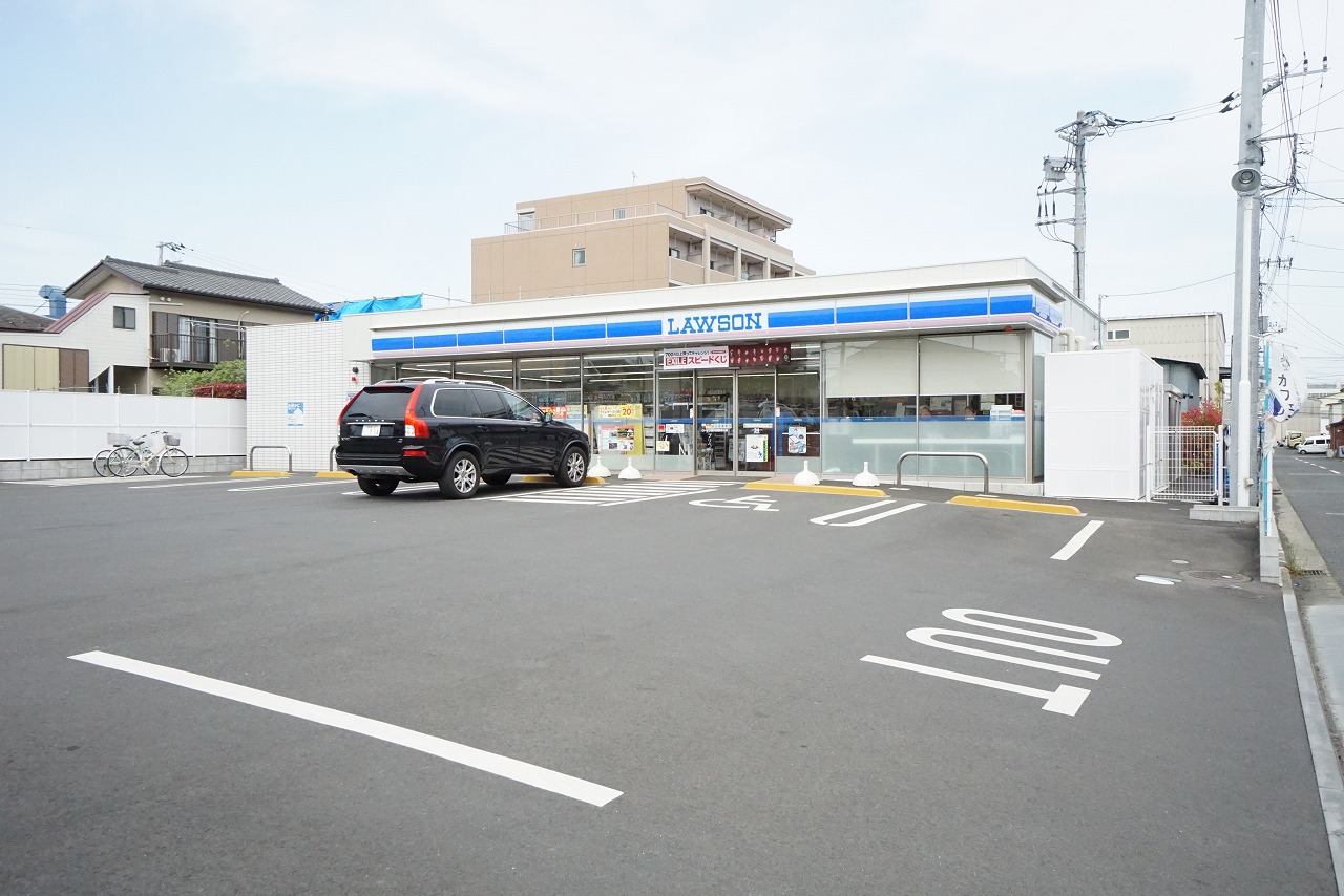 ヴィラ伊沢 コンビ二