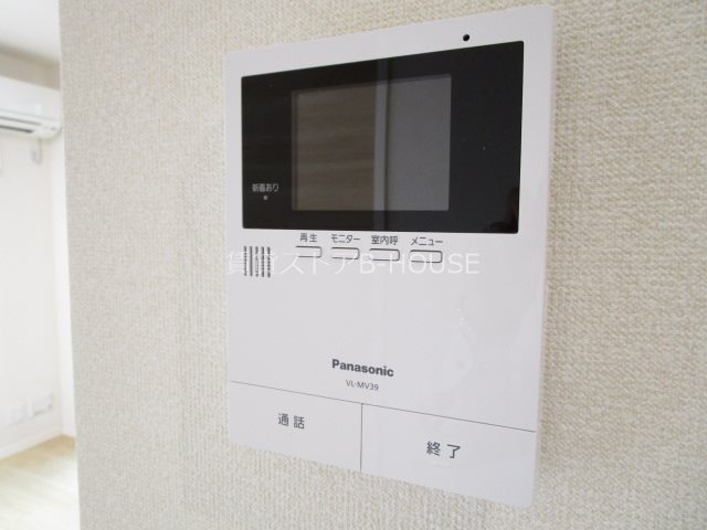 スリーズ　コート セキュリティ