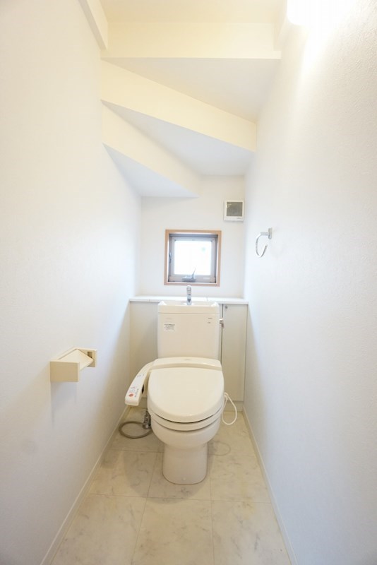 石川４丁目戸建　Ａ トイレ