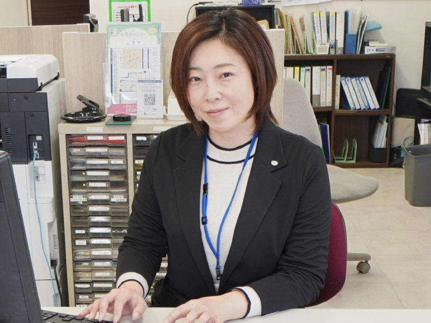 不動産　店長／入社８年目／女性