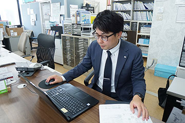 契約書作成等事務作業、次の日の予定確認